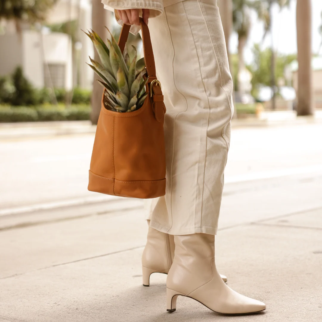 Everyday Open Leather Market Tote - Image 3